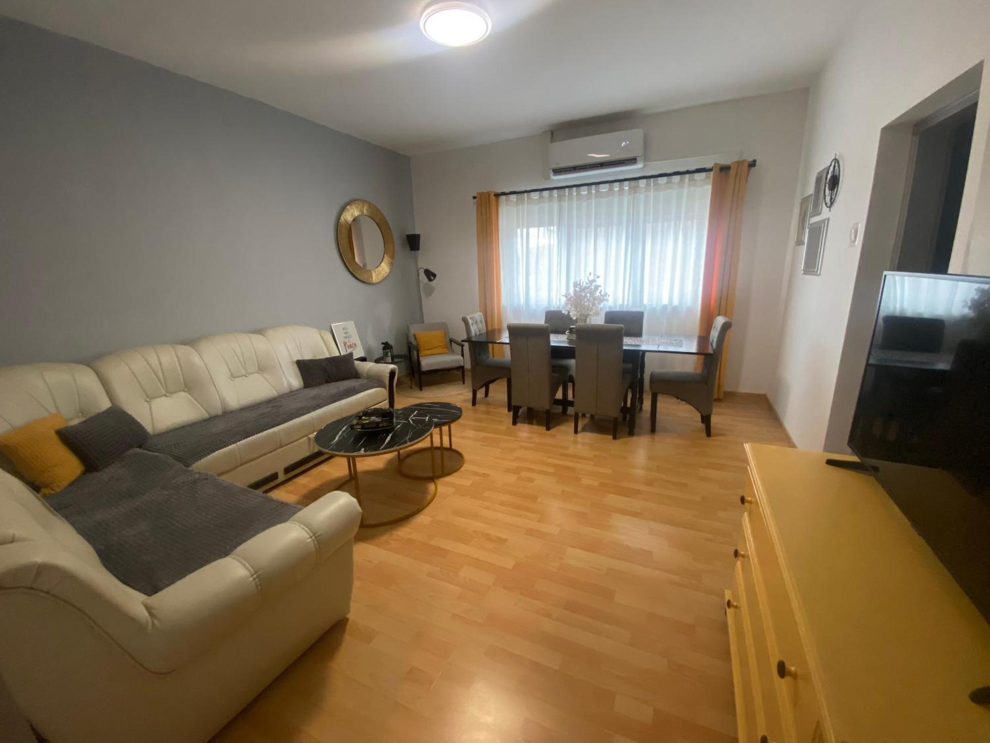 Apartman El 奥古林 外观 照片